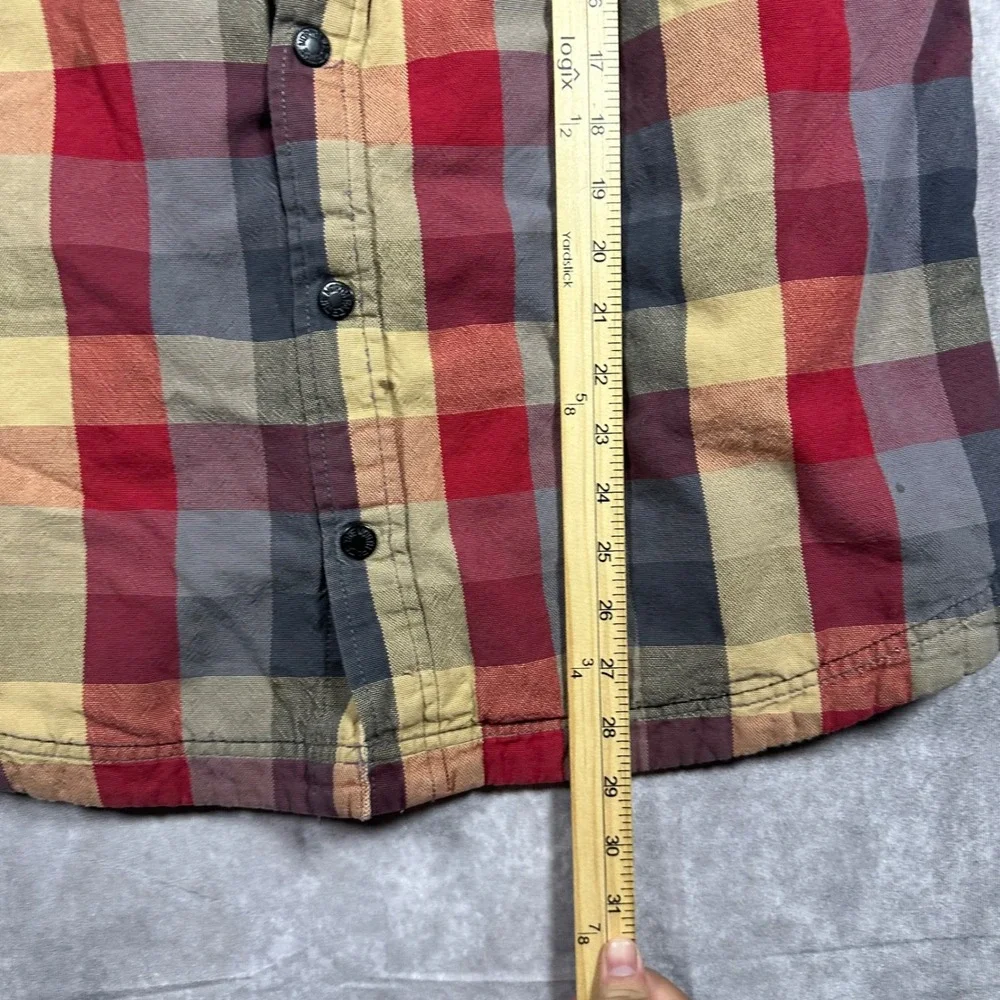 The North Face Mens Large Insulated Quilted Flannel Jacket Red Yellow Plaid Coat